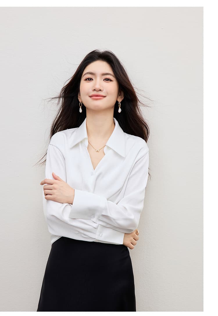 흰 셔츠 비틀림 긴팔 여성 2026 봄 디자인 센스 작은 대중 쇼트 스타일 외국 가스 작은 셔츠 기타 착용 법 새틴 맨위 상세 이미지 18