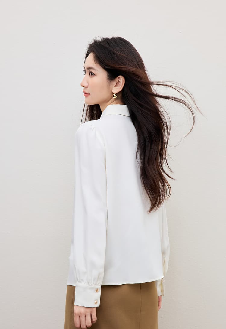 파란색 긴팔 여성 셔츠 작은 셔츠 2026 봄 새로운 출퇴근 경력 흰 셔츠 프랑스식 품격 고급 맨위 상세 이미지 27