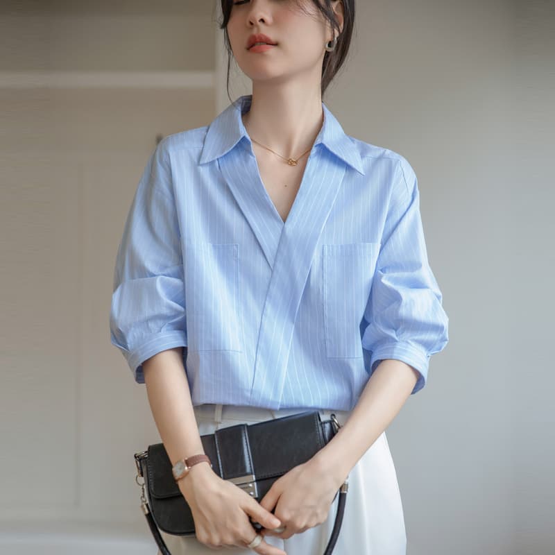 파란색 스트라이프 반팔 품격 출퇴근 V 넥 셔츠 여자 여름 비즈니스웨어 빛 직장 착용 가져 가라. 루즈핏 셔츠 이미지 3
