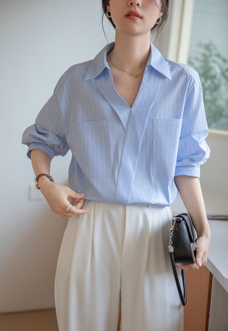 파란색 스트라이프 반팔 품격 출퇴근 V 넥 셔츠 여자 여름 비즈니스웨어 빛 직장 착용 가져 가라. 루즈핏 셔츠 상세 이미지 17