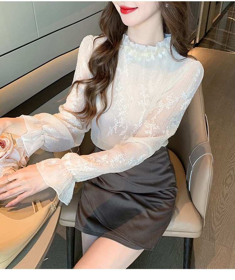 2026 가을 실사 프랑스식 프릴 스탠드 칼라 긴팔 레이스 자수 셔츠 여성 패션 슬림해 보이는 풀오버 맨위 상세 이미지 14
