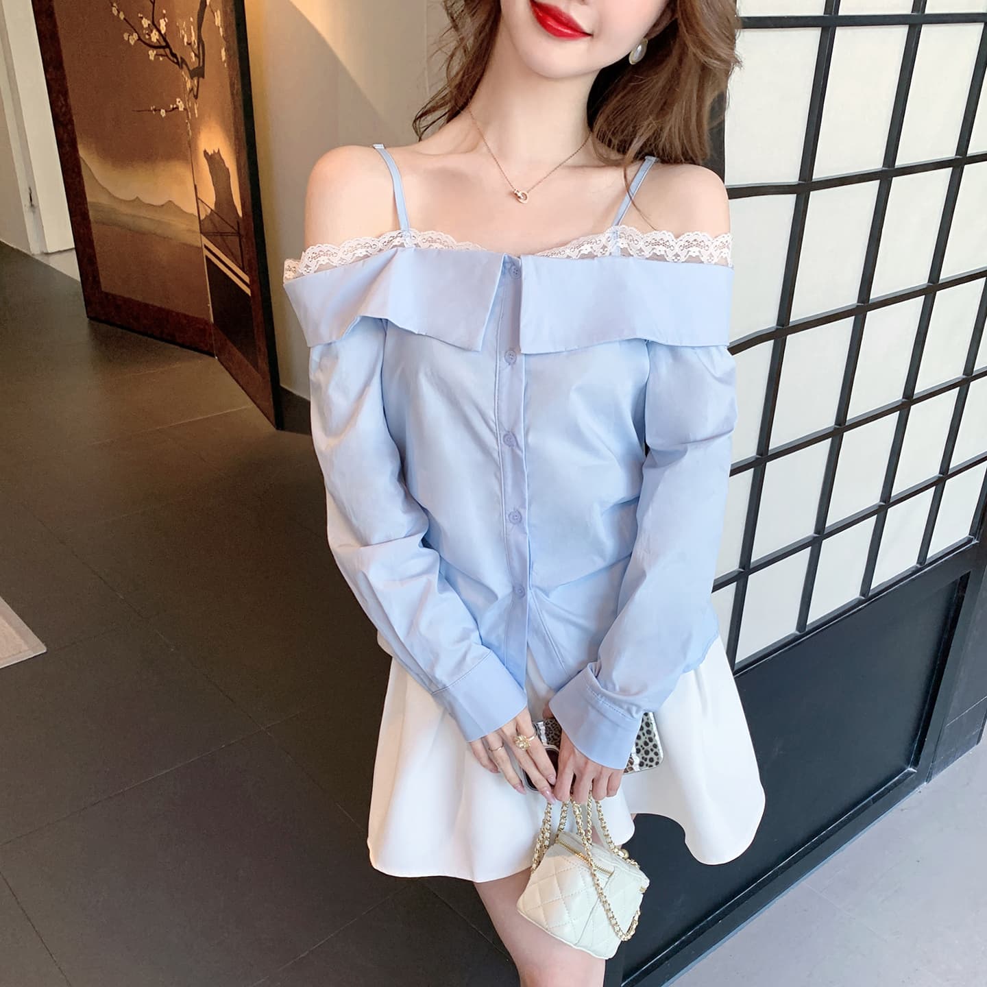 2026 가을 실사 레이스 레이스 보트넥 슬립 여성 셔츠 부드러운 품격 프랑스식 몸매 가꾸기 긴팔 맨위 이미지 2