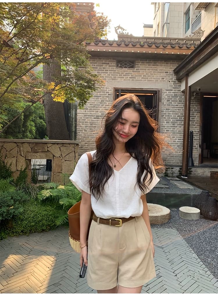 pusumede 빛 조직 센스 100 아마 접기 측면 소매 여성 셔츠 익스트림 제인 V넥 작은 셔츠 루즈핏 반팔 맨위 상세 이미지 3