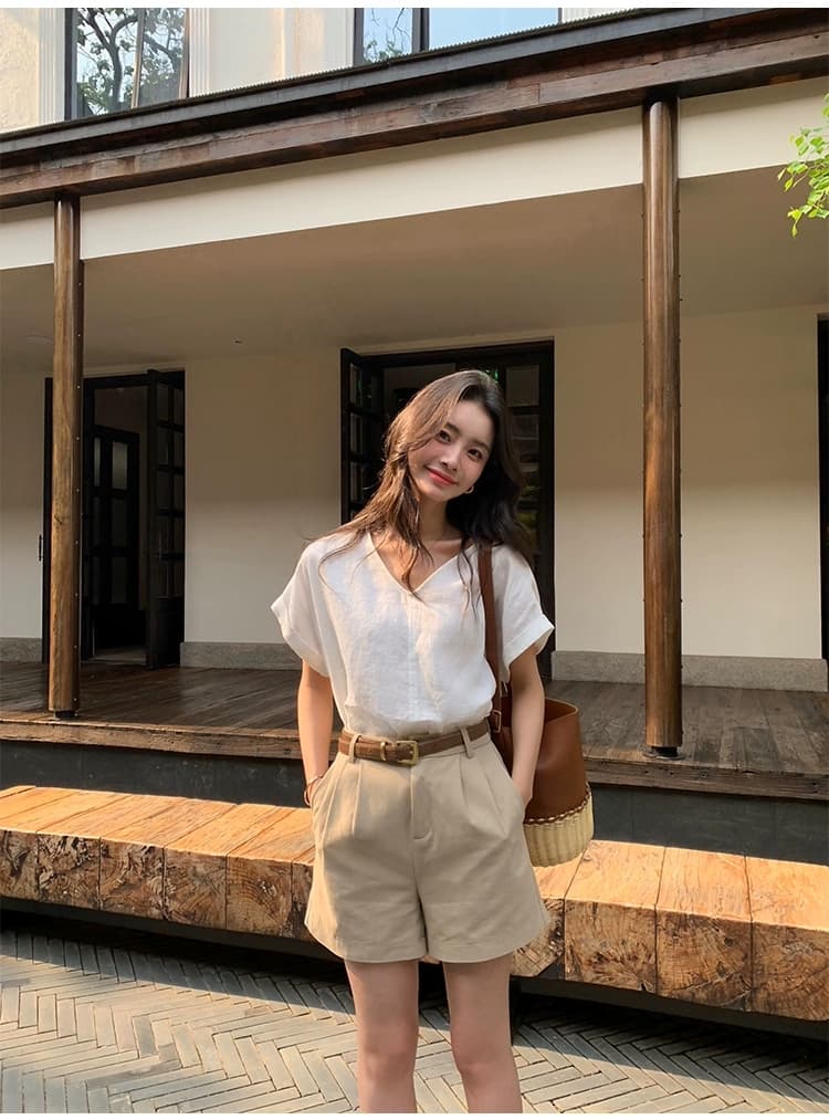 pusumede 빛 조직 센스 100 아마 접기 측면 소매 여성 셔츠 익스트림 제인 V넥 작은 셔츠 루즈핏 반팔 맨위 상세 이미지 7