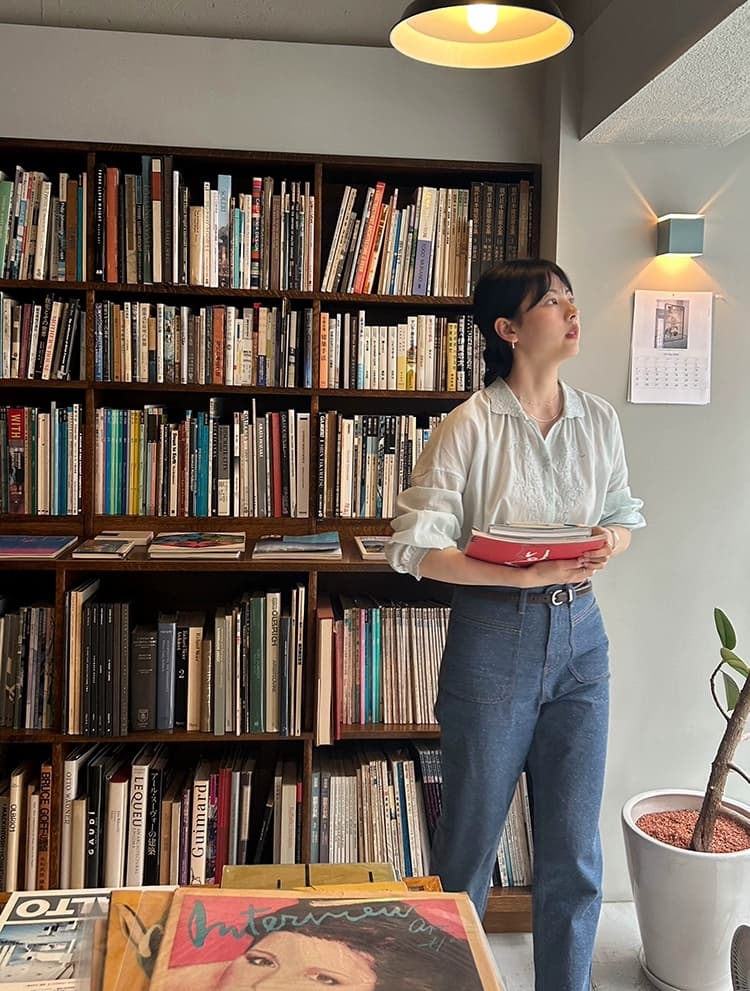 이른 아침 엷 은 안개 고전 자수 방적사 면 100% 느긋한 청 ~을 통해 자외선 차단 셔츠 상세 이미지 34