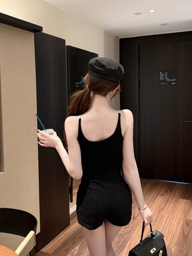 정가 실사 비대칭 비스듬한 칼라 홀로우 아웃 행침 목 조끼 핫걸 맨위 여성 상세 이미지 11