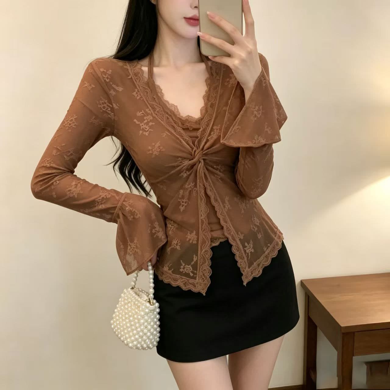 정가 실사 V넥 레이스 행침 목 나팔 소매 티셔츠 핫걸 맨위 여성