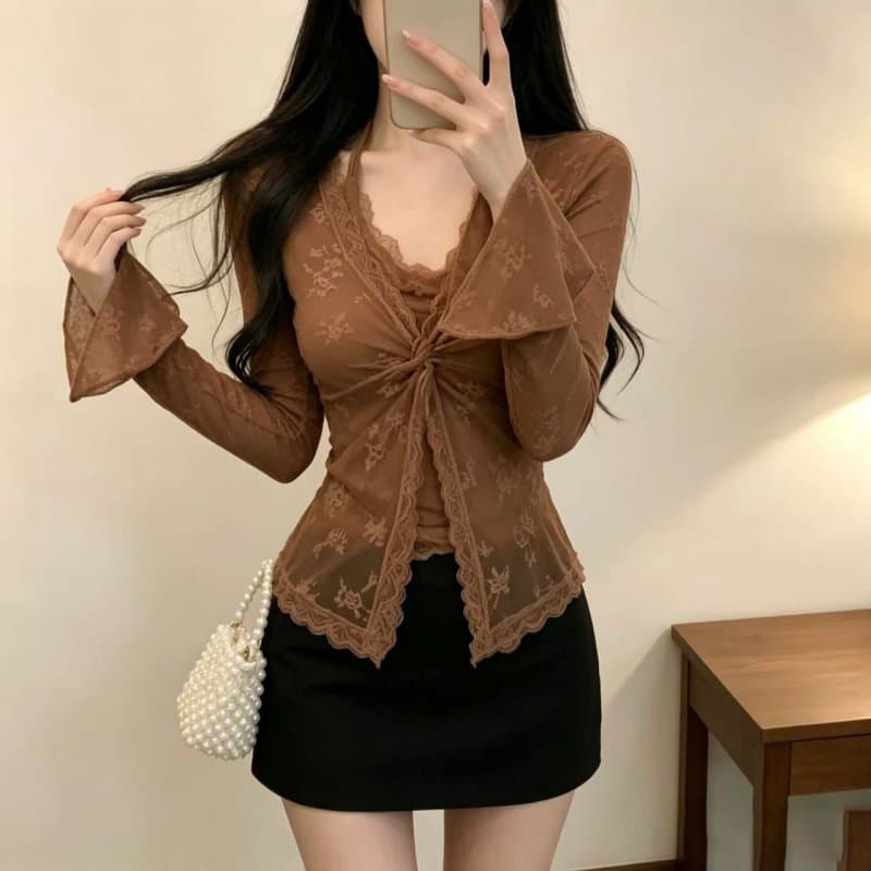 정가 실사 V넥 레이스 행침 목 나팔 소매 티셔츠 핫걸 맨위 여성 상세 이미지 2