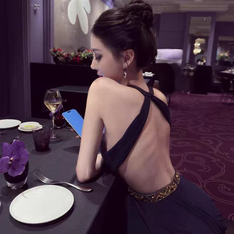 행침 목 여성 드레스 고급 센스 명문 여성 고대 조기 센스 무거운 작업 다이아몬드 세팅 생일 작은 드레스 섹시함 백리스 길다 치마 이미지 3