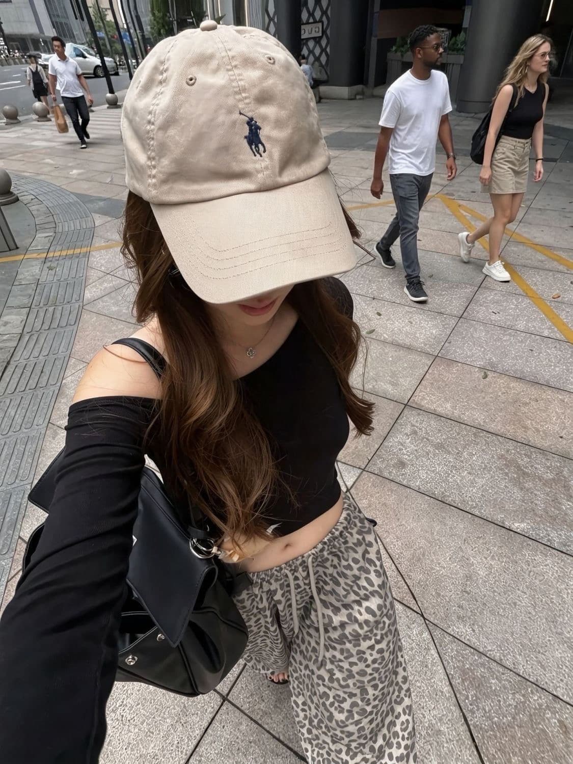 이른 가을 켜기 새로운 한 부서 순수한 욕망 비스듬한 어깨 긴팔 티셔츠 안개 센스 프린트 캐주얼 루즈핏 넓은 다리 투피스 세트 세트 상세 이미지 5