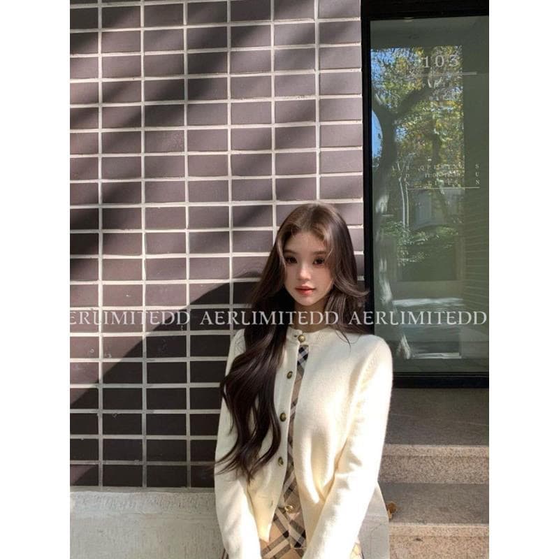 한국 새로운 가을 패치워크 체크무늬 니트 오픈 가디건 스웨터 카키 색 학원 스타일 플리츠 미니 스커트 세트 이미지 4