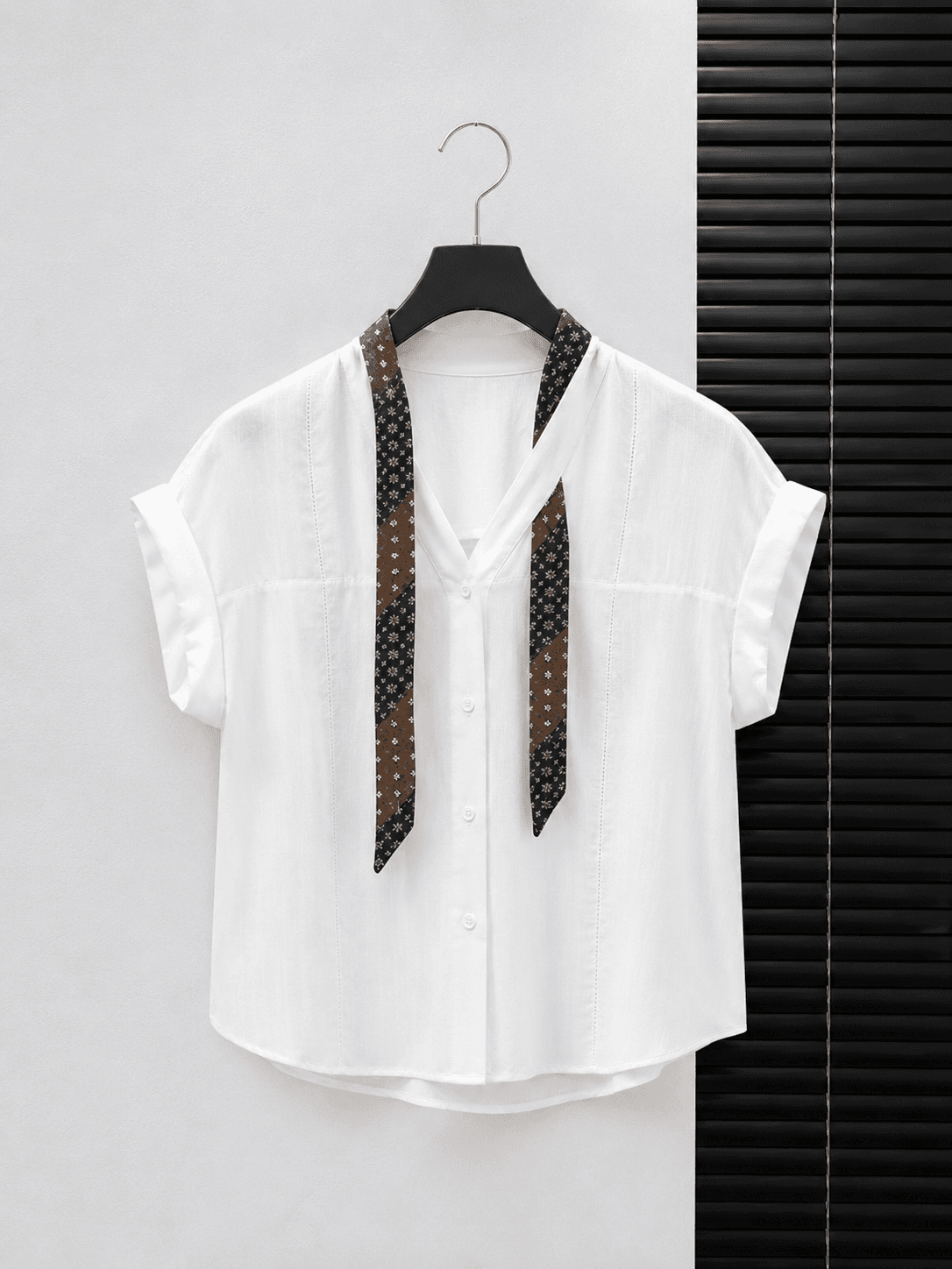 익스트림 제인 화이트 반팔 여성 셔츠 여름 패션 외국 가스 작은 셔츠 우아함 오래된 돈 바람 루즈핏 통기성 셔츠 상세 이미지 1