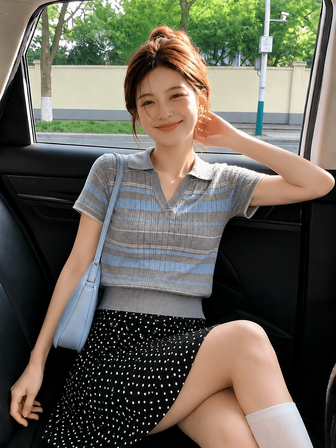 미니멀리즘 디자인 센스 배색 스트라이프 POLO 칼라 니트 스웨터 여성 2026 여름 새로운 품격 슬림해 보이는 반팔 이미지 4