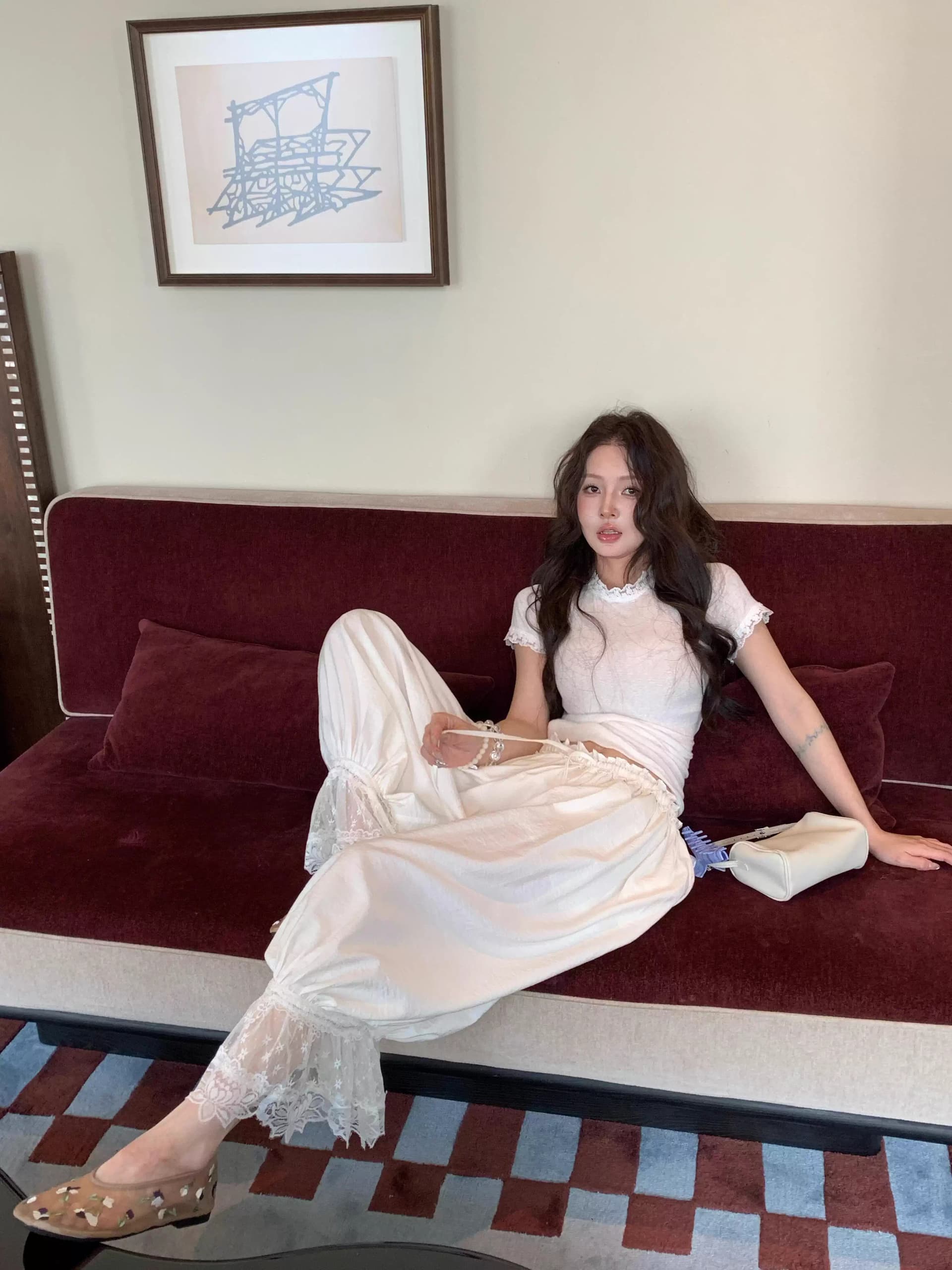 전체 집합 ootd 착용 가져 가라. 전체 집합 한 부서 라운드 넥 풀오버 티셔츠 맨위 하이웨이스트 슬림해 보이는 와이드 레그 팬츠 1067 상세 이미지 11