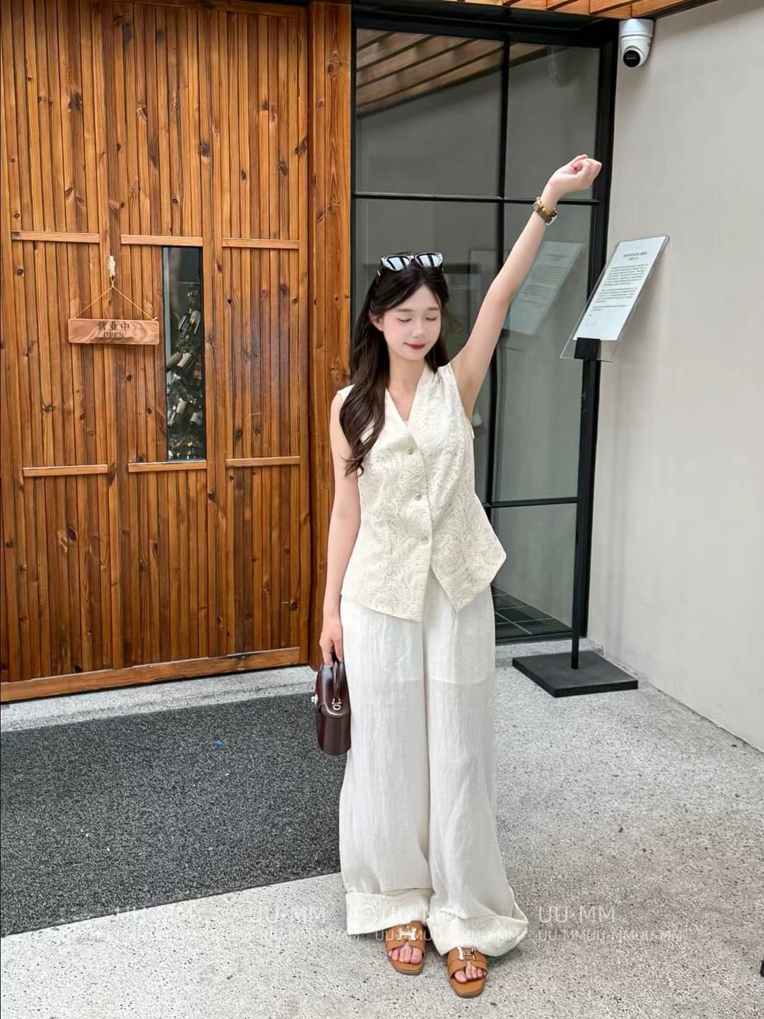 오래된 돈 바람 패션 미니멀리즘 레이스 베스트 뒤집다 측면 디자인 센스 와이드 레그 팬츠 세트 슈퍼 요정 새로운 상세 이미지 12