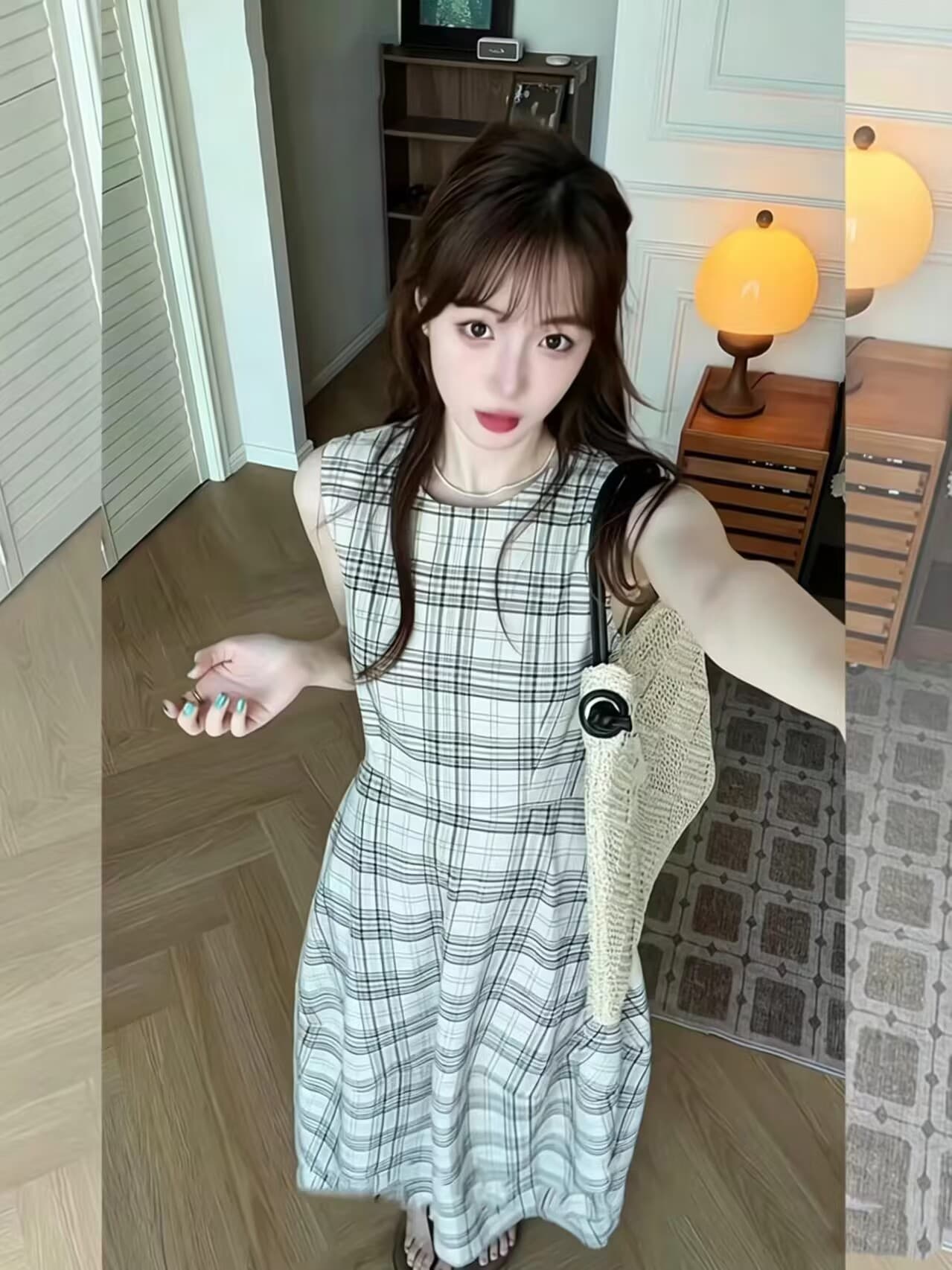 체크무늬 민소매 여성 드레스 봄 여름 2026 새로운 고급 센스 품격 허리 수축 롱 코트 조끼 스커트 상세 이미지 9