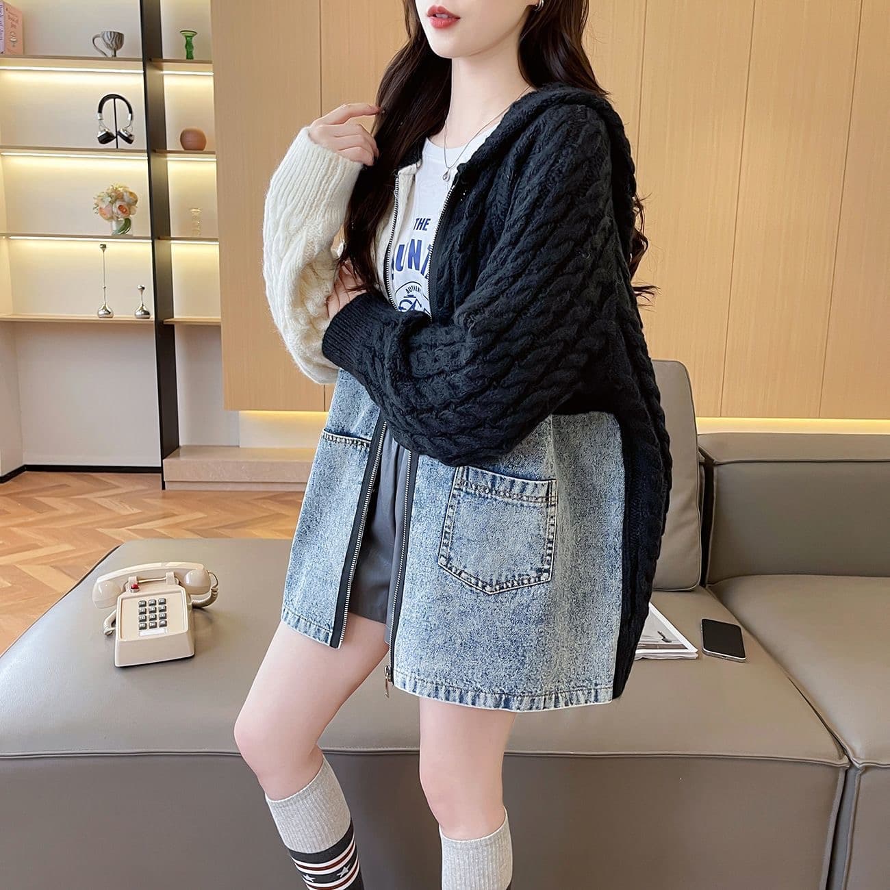 가을 겨울 새로운 한국 스타일 루즈핏 캐주얼 디자인 센스 스웨터 코트 지퍼 후드 패치워크 데님 니트 스웨터 여성 상세 이미지 1