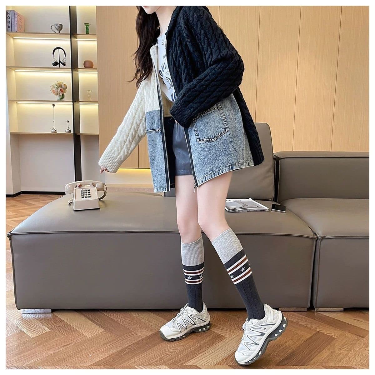 가을 겨울 새로운 한국 스타일 루즈핏 캐주얼 디자인 센스 스웨터 코트 지퍼 후드 패치워크 데님 니트 스웨터 여성 상세 이미지 8