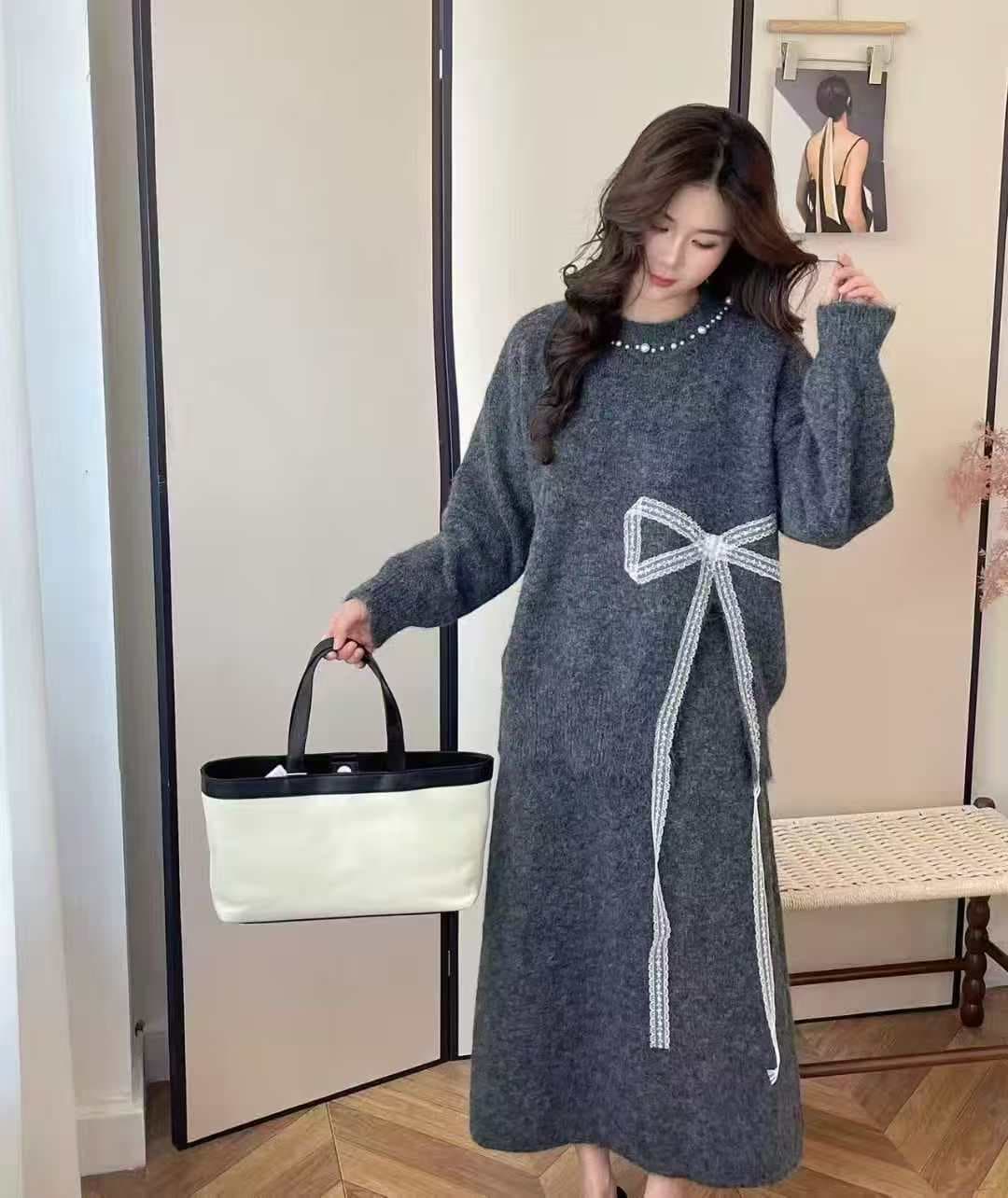 새로운 레이스 나비 매듭 디자인 트임 스웨터 고급 센스 슬림해 보이는 니트 반신 스커트 투피스 세트 상세 이미지 6