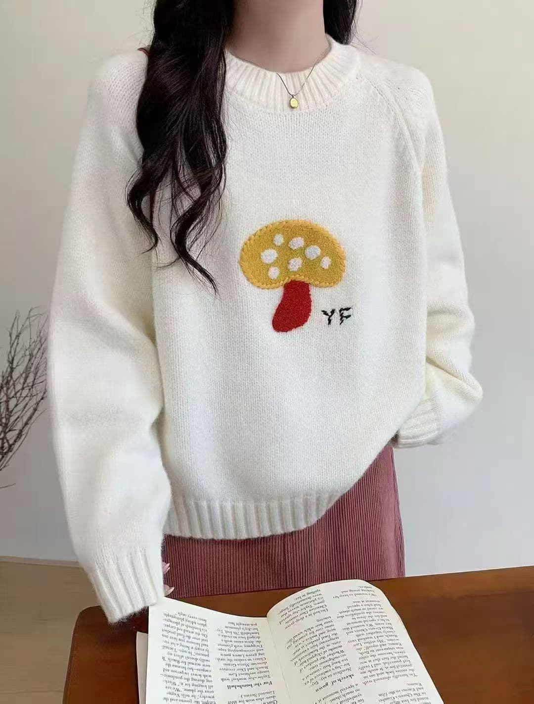 가을 겨울 한 부서 미니멀리즘 루즈핏 디자인 섹션 연령 감소 부드러운 찹쌀 삽입 어깨 소매 니트 라운드 넥 풀오버 만나는 맨위 상세 이미지 1