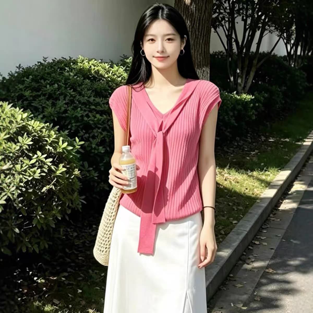 구덩이 기사 슬림해 보이는 리본 V넥 작은 날다 소매 짠 셔츠 여자 2026 새로운 여름 몸매 가꾸기 슬림해 보이는 품격 맨위 이미지 5