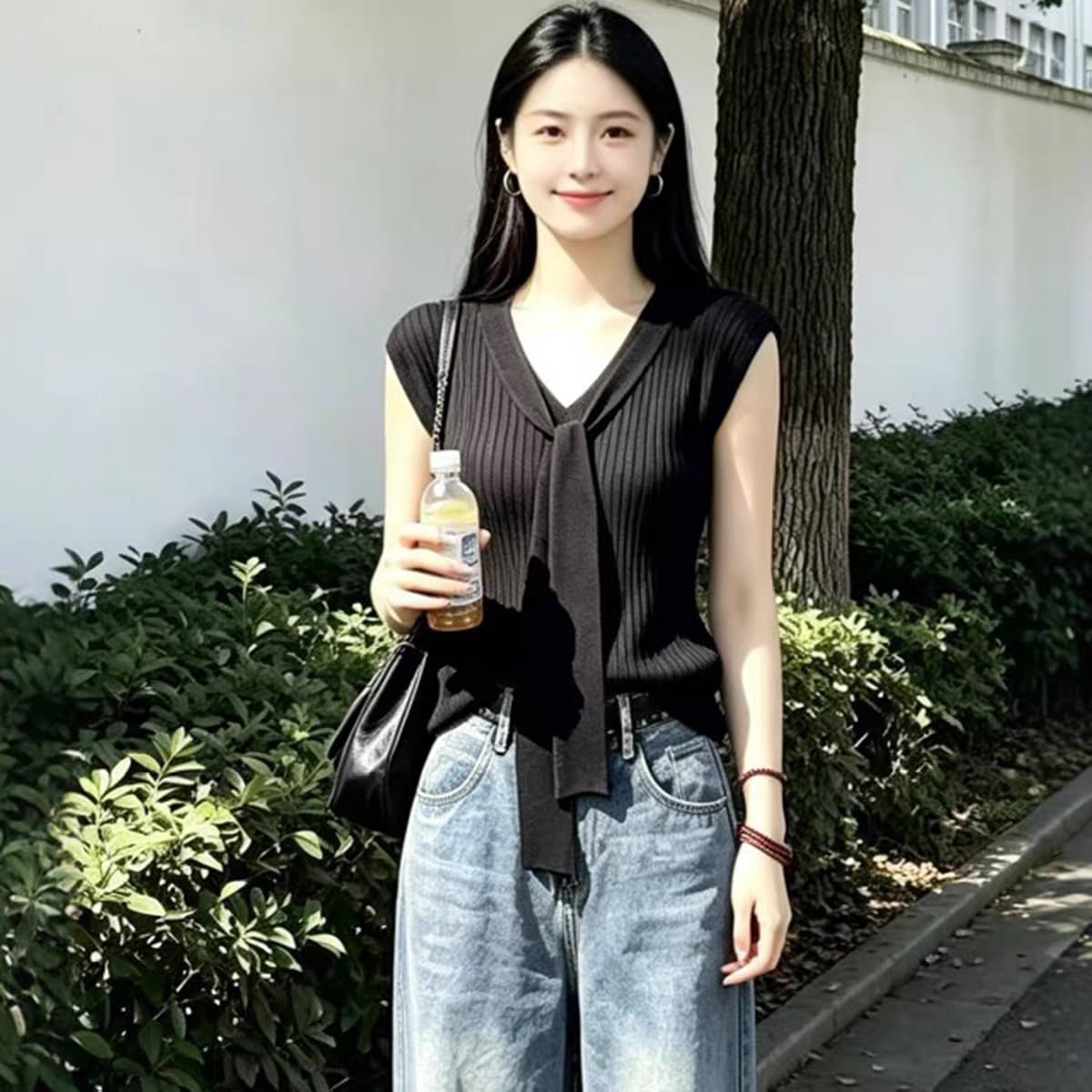 구덩이 기사 슬림해 보이는 리본 V넥 작은 날다 소매 짠 셔츠 여자 2026 새로운 여름 몸매 가꾸기 슬림해 보이는 품격 맨위 이미지 4