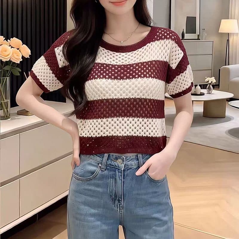 프랑스식 스트라이프 홀로우 아웃 메시 그리드 반팔 라운드 넥 니트 스웨터 여성 여름 2026 새로운 외국 가스 다용도 풀오버 맨위 상세 이미지 3