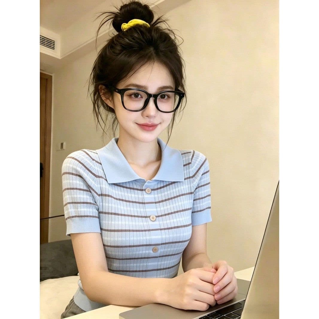 한국 스타일 캐주얼 스트라이프 POLO 셔츠 니트 반팔 여성 2026 여름 새로운 배색 품격 다용도 만나는 맨위