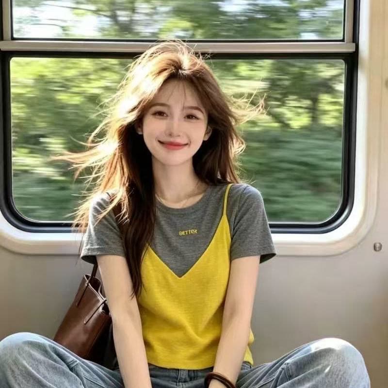 2026 년 여름 새로운 디자인 센스 패션 외국 가스 라운드 넥 니트 스웨터 패치워크 페이크 레이어드 패치워크 풀오버 반팔 상세 이미지 10