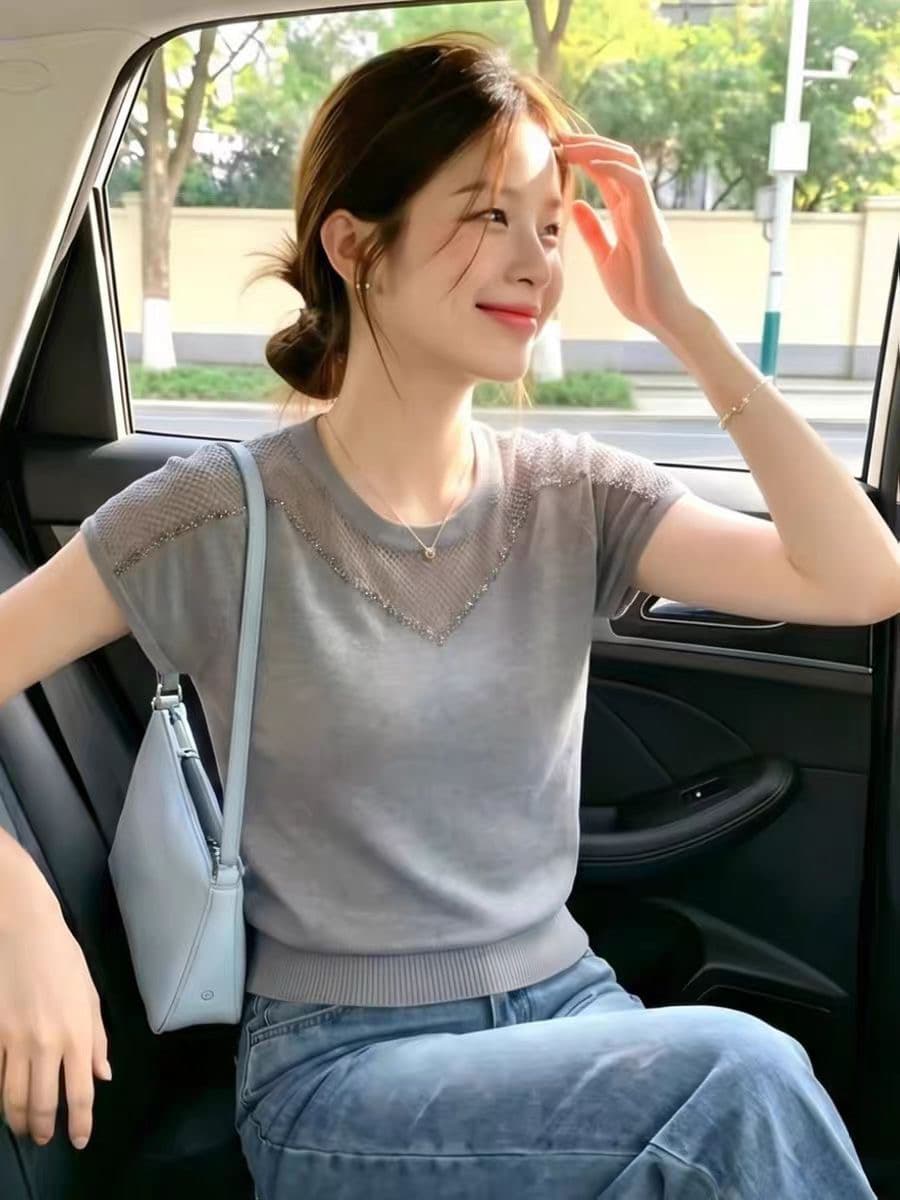 고급 배색 스트라이프 얼음 실크 니트 스웨터 조끼 티셔츠 여성 여름 새로운 한 부서 몸매 가꾸기 슬림해 보이는 민소매 맨위 이미지 3