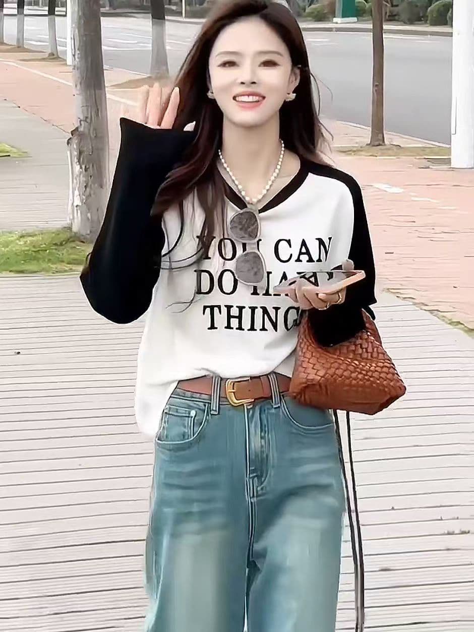 도파민 작은 키 알파벳 찢어진 부분 긴팔 맨위 여성 봄 여름 새로운 라운드 넥 디자인 센스 작은 대중 루즈핏 연령 감소 이미지 3