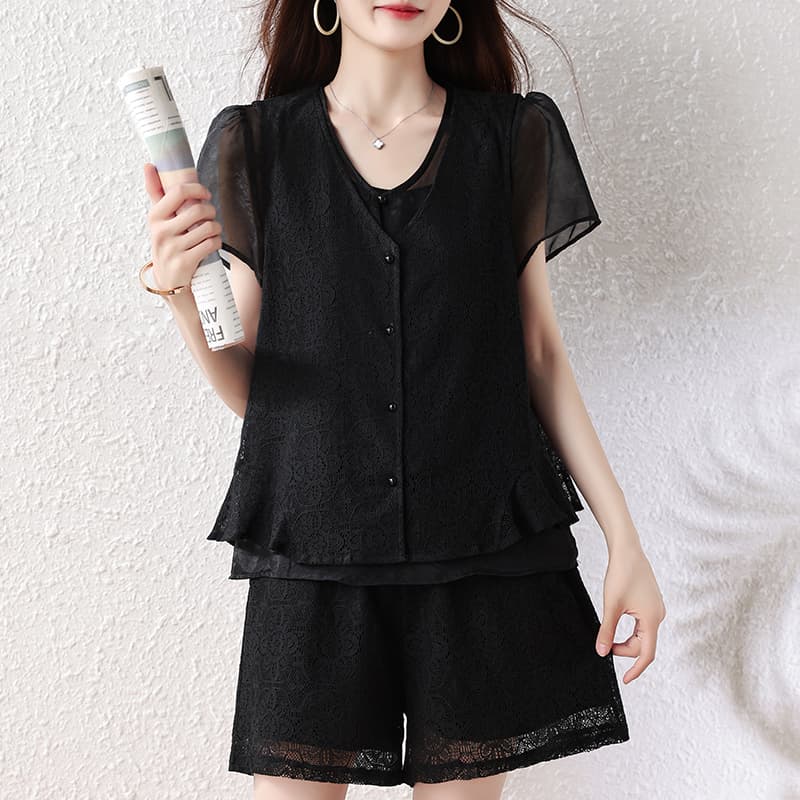 페이크 레이어드 세트 여성 2026 여름 새로운 루즈핏 맨위 넓은 다리가 짧다. 바지 빅 사이즈 투피스 세트 얇은 레이스 이미지 2