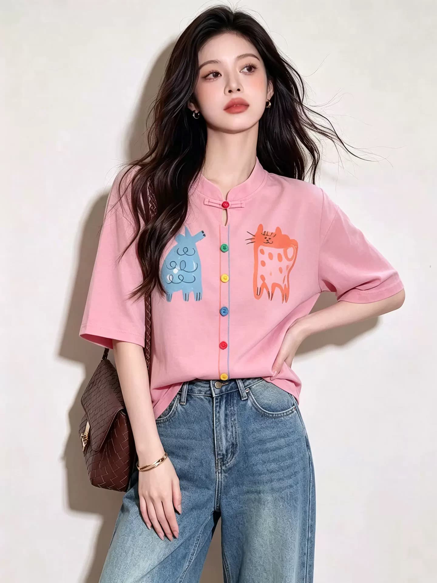 핑크색 만화 프린트 반팔 여성 셔츠 루즈핏 색상 단추 장식 맨위 여성 의류 일상 캐주얼 패션 바람 상세 이미지 5