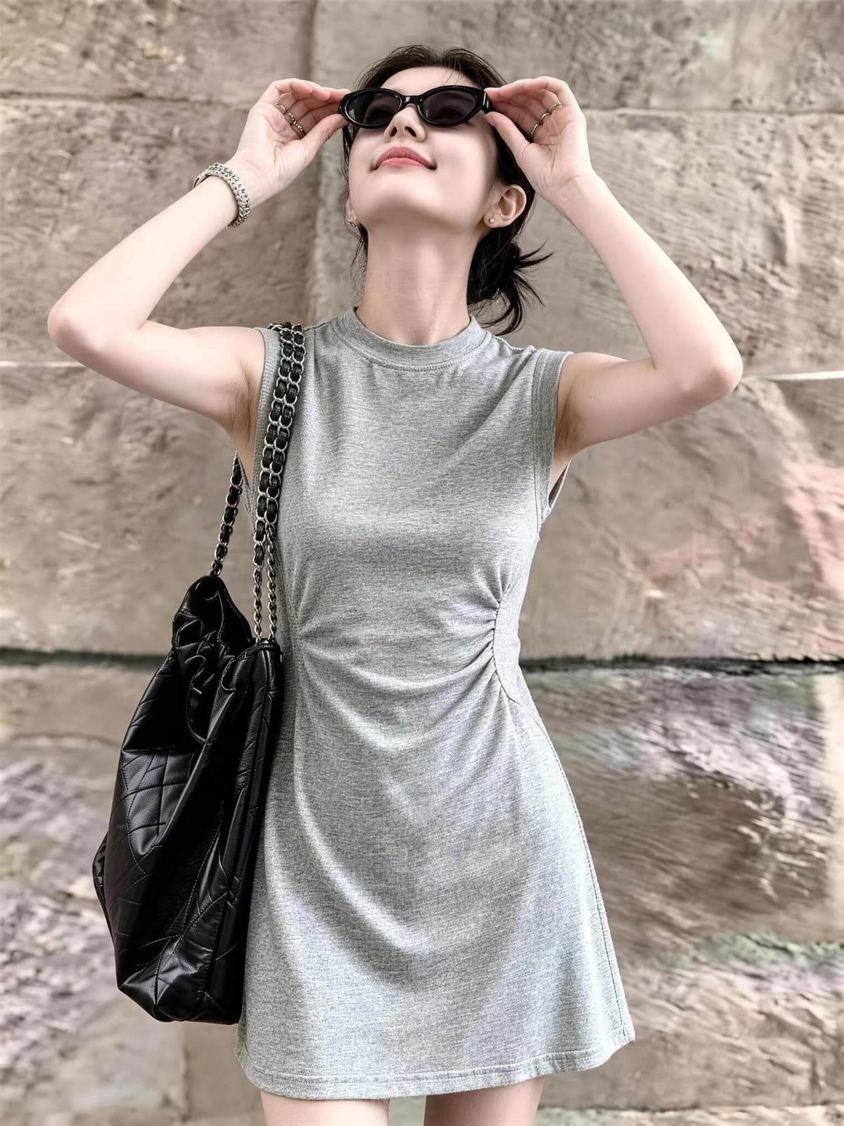 회색 핀치 Pleat 라운드 넥 민소매 여성 드레스 새로운 여름 미니멀리즘 몸매 가꾸기 슬림해 보이는 다용도 조끼 스커트 미니 스커트 상세 이미지 4
