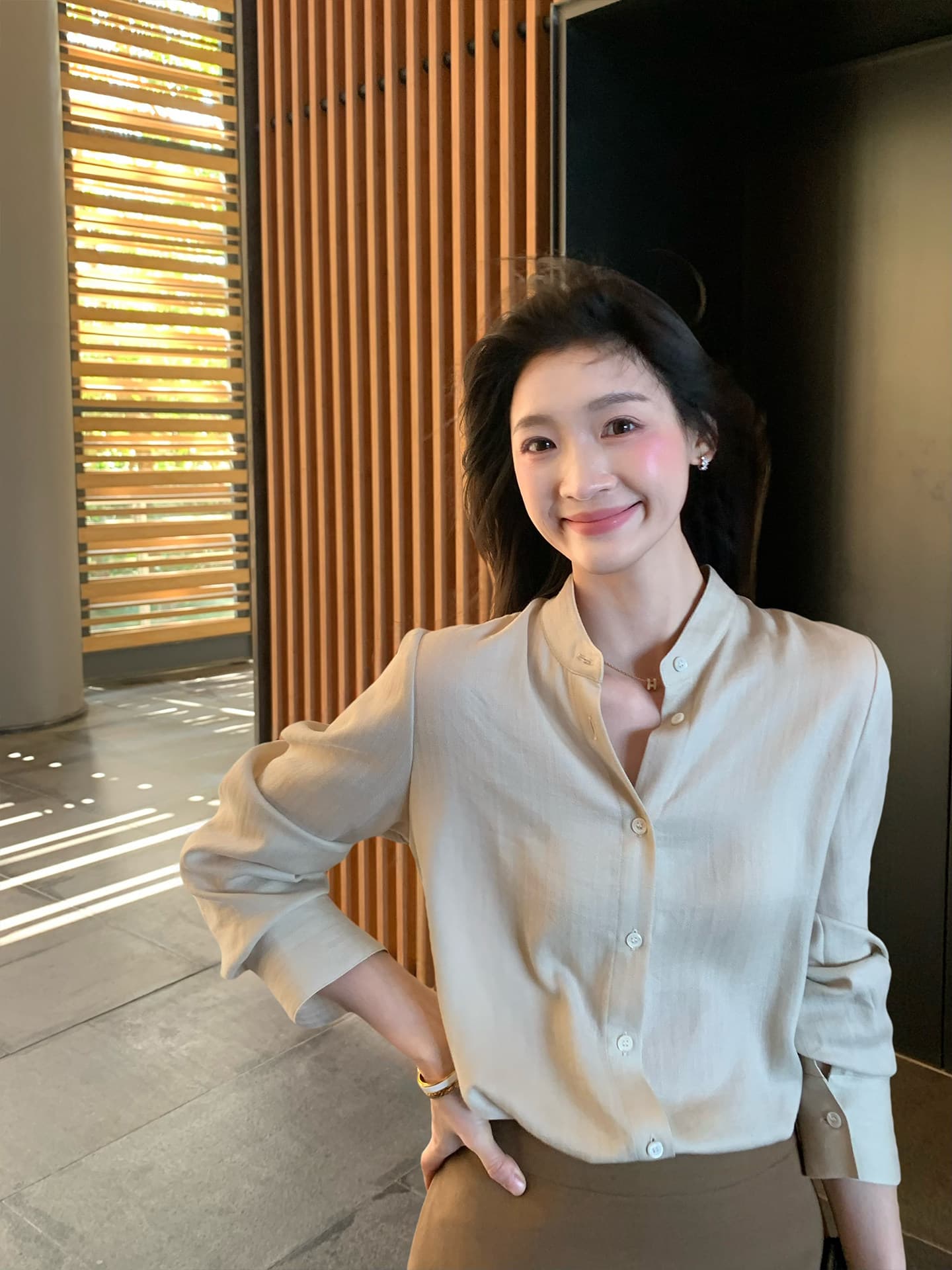 fol else 법 좋은 맨 데이 실크 양모 레이스업 리본 긴팔 셔츠 루즈핏 슬림해 보이는 맨위 여성 상세 이미지 31