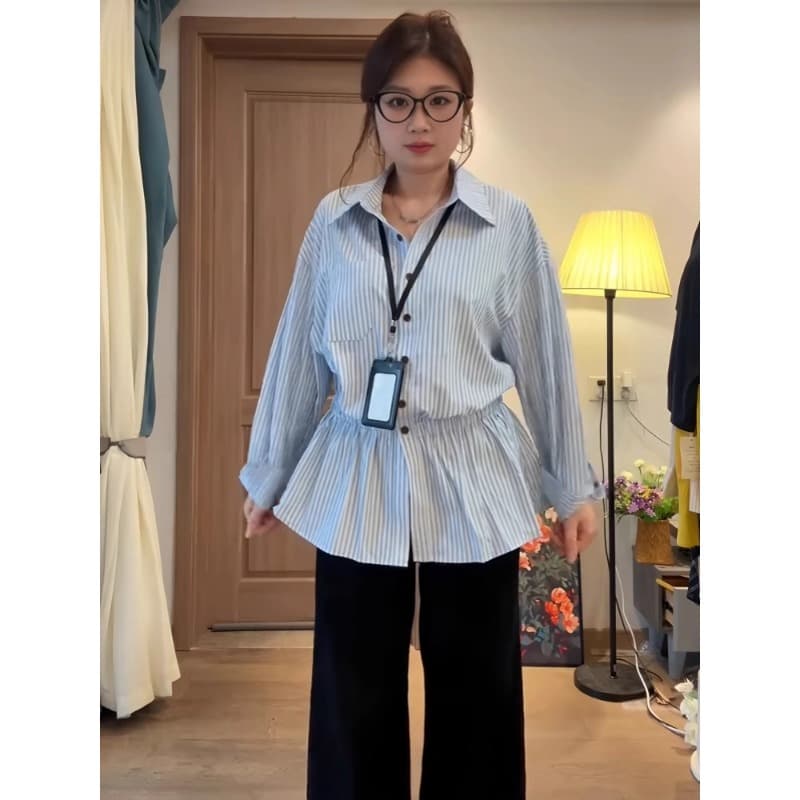 파란색 긴팔 스트라이프 셔츠 이른 가을 여성 의류 2026 새로운 허리 수축 셔츠 한 부서 chic Chic 작은 셔츠 맨위