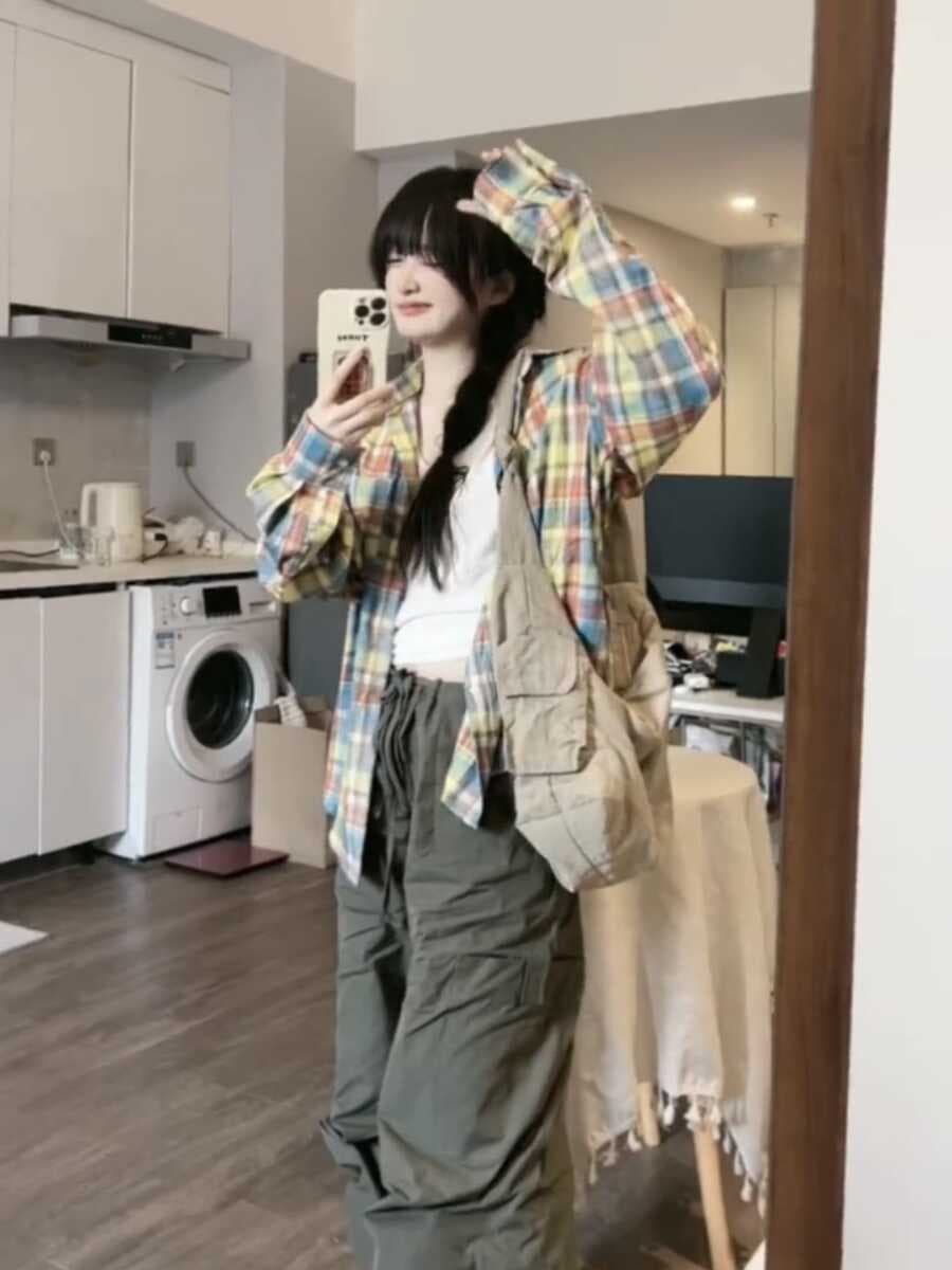 일본식 레트로 도파민 색상 격자 무늬 셔츠 여성 코트 봄 가을 얇은 스타일 느긋한 바람 소년 센스 셔츠 상세 이미지 3