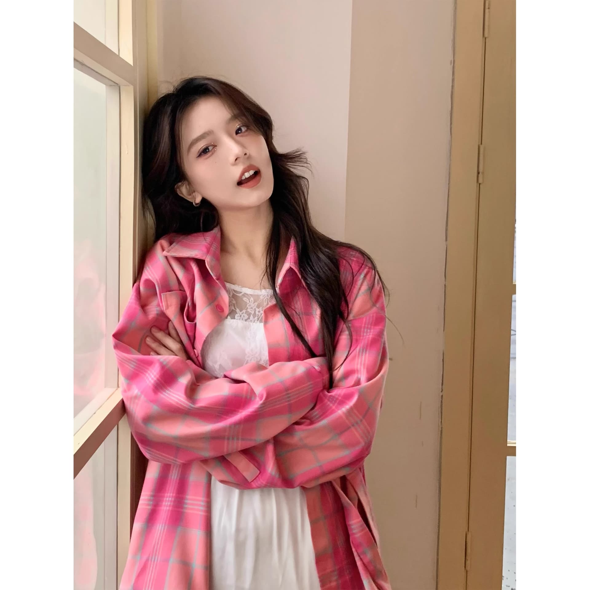 항구 바람 chic 슈퍼 잘 생긴 긴팔 체크무늬 여성 셔츠 봄 가을 얇은 스타일 루즈핏 품격 캐주얼 다용도 한국 스타일 오픈 가디건 이미지 3