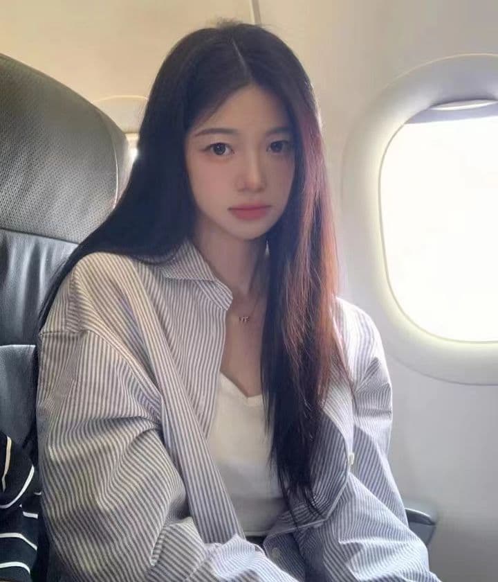 핀 스트라이프 가을 파란색 셔츠 긴팔 2026 디자인 센스 작은 대중 루즈핏 다용도 셔츠 만나는 맨위 여성 이미지 3