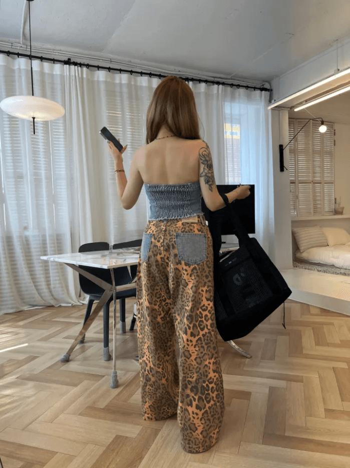 지금 워싱 하이웨이스트 레오파드 무늬 패치워크 색상 패치워크 스트레이트 넓은 다리 청바지 상세 이미지 15