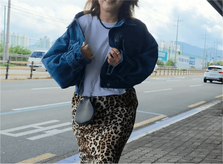 지금 레트로 폴로 칼라 부서 버클 다운 진자 허리 수축 쇼트 스타일 데님 재킷 재킷 상세 이미지 13
