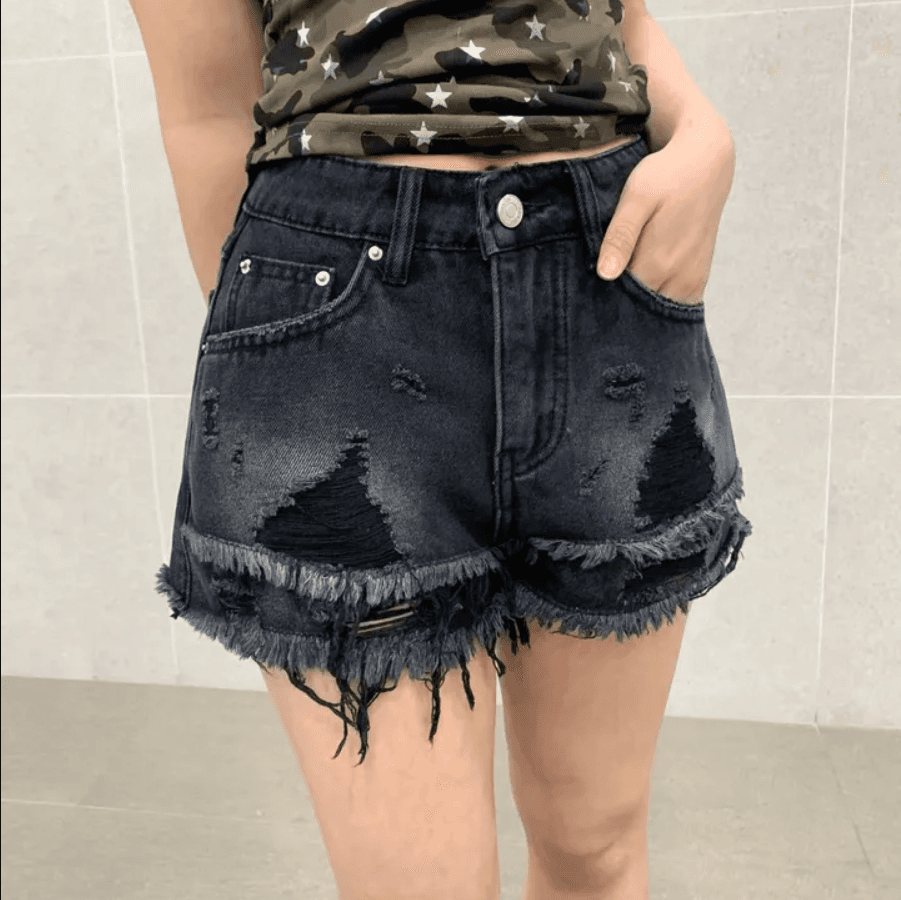 이중층 거친 가장자리 찢어진 부분 데님 반바지