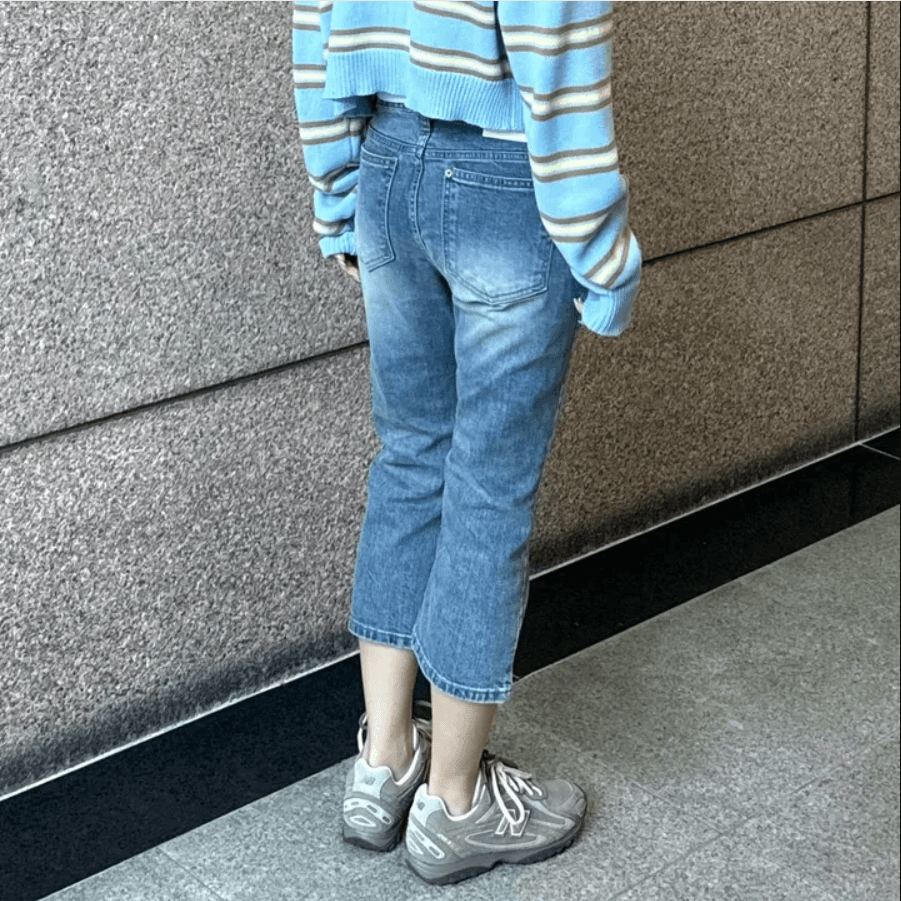 지금 타이트 로우 웨이스트 부츠컷 7 점 청바지 이미지 3