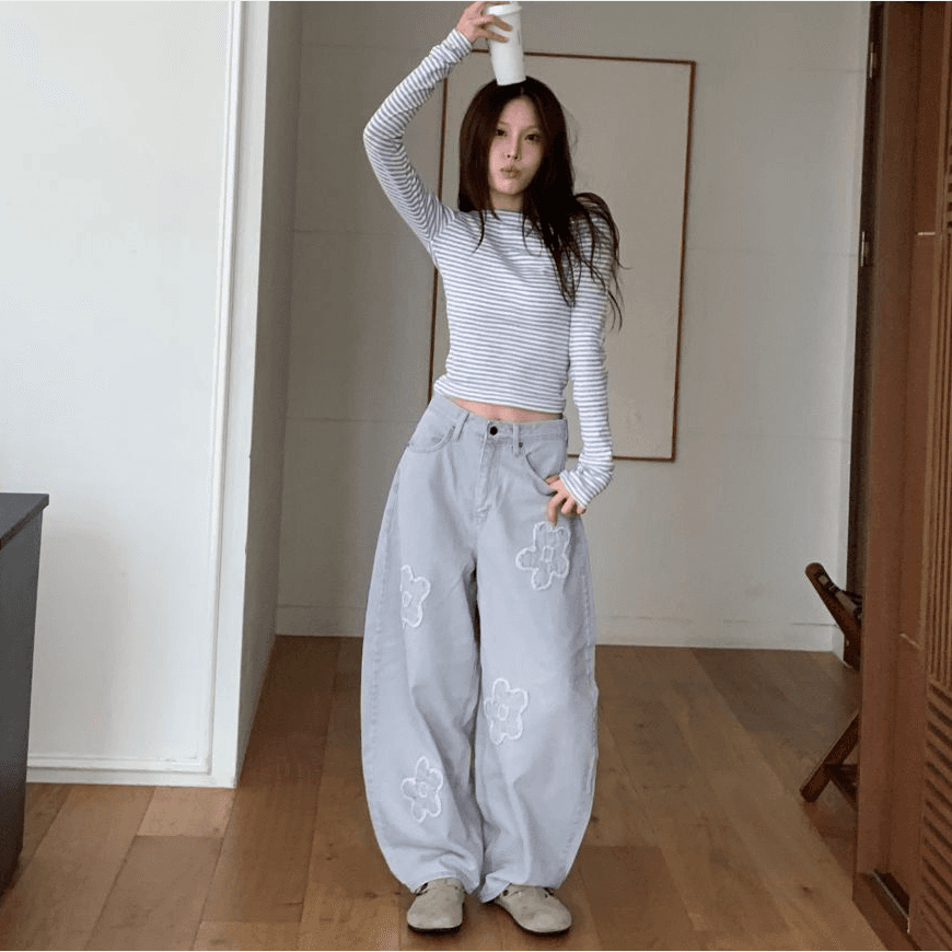 지금 작은 대중 잘 생긴 트렌디 차가운 자수 거친 가장자리 꽃 프로필 모양 캐주얼 긴 바지 여성