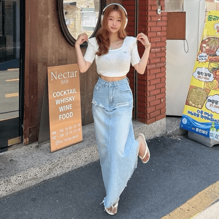 지금 스택 층 이후 트임 거친 가장자리 연삭 화이트 데님 중간 길이 반신 스커트 상세 이미지 12