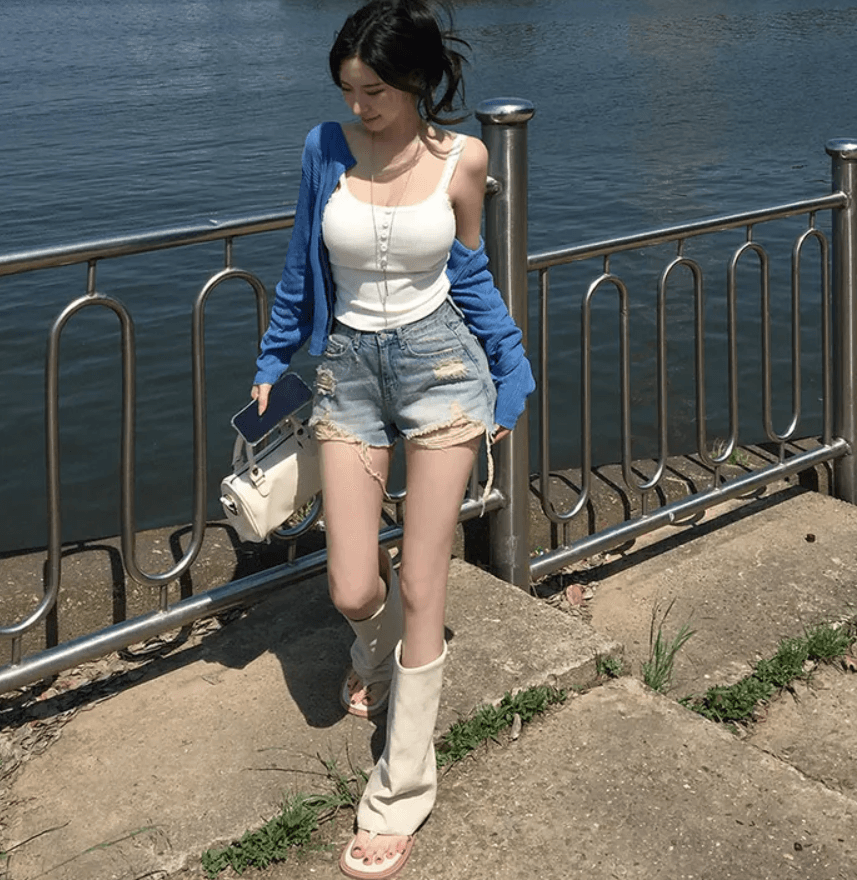 지금 여름 디스플레이 다리 길이 핫걸 찢어진 부분 그리기 거친 가장자리 슬림해 보이는 데님 반바지 상세 이미지 6