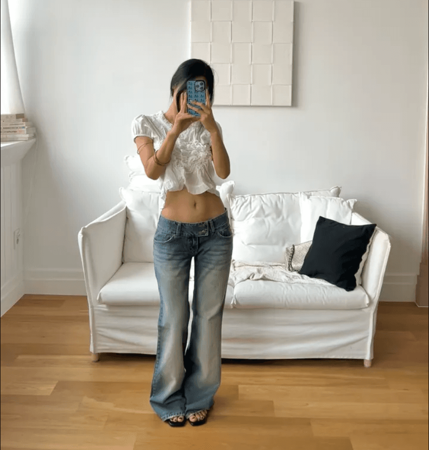 l 두 버클 로우 웨이스트 부츠컷 데님 긴 바지 상세 이미지 3