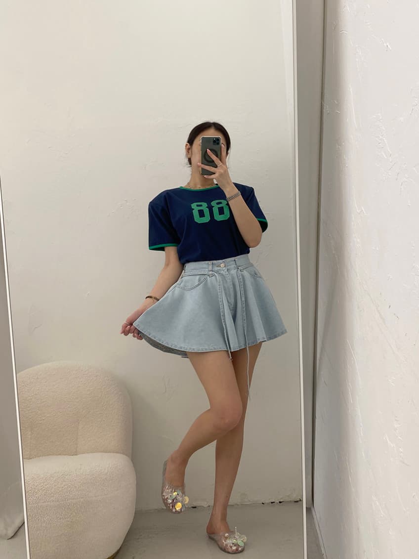 지금 루즈핏 스트랩 나팔 대 넓은 다리 데님 반바지 상세 이미지 7