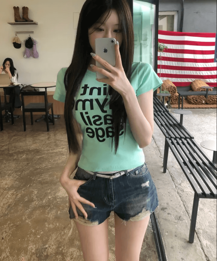 삼색 지금 피해를 주다 찢어진 부분 거친 가장자리 넓은 다리 데님 반바지 상세 이미지 18