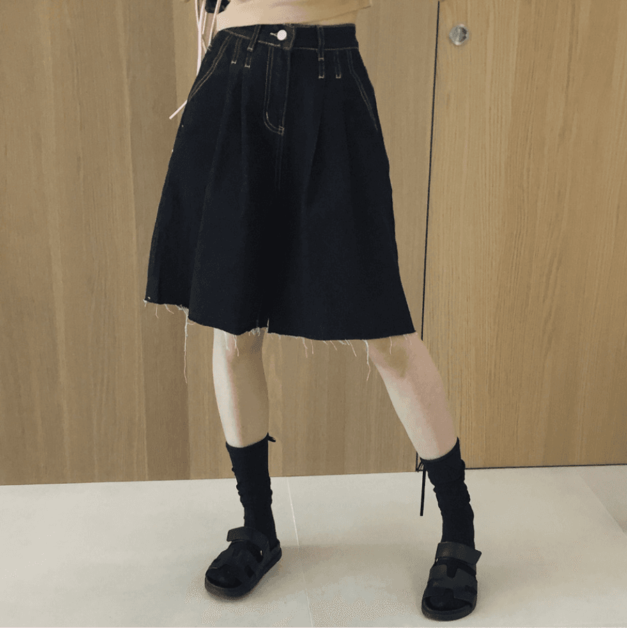 삼색 지금 바늘 Pleat 거친 가장자리 넓은 다리 데님 바지 반바지 이미지 2